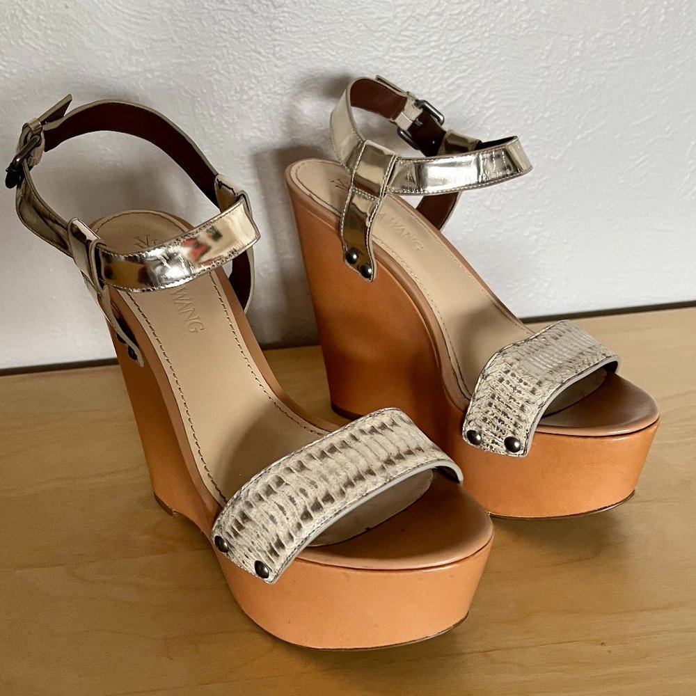 Vera Wang Lavender 'Jamaya' Snake Print Leather Platform